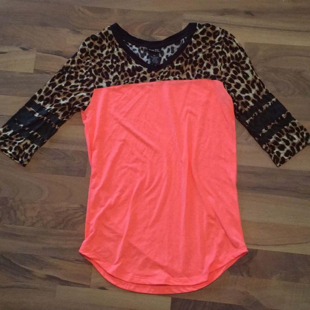 Colorful top - Picture 2 of 2